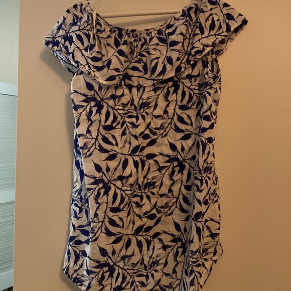 Flower Ruffle Top - Picture 3 of 3